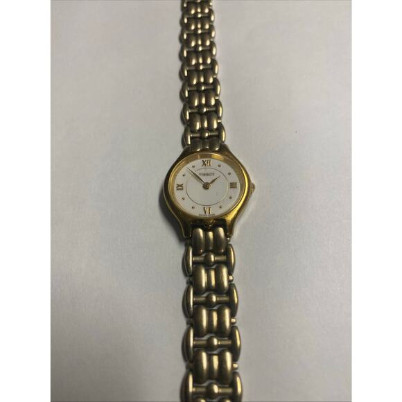 Tissot Dainty Women’s E423k women’s watch